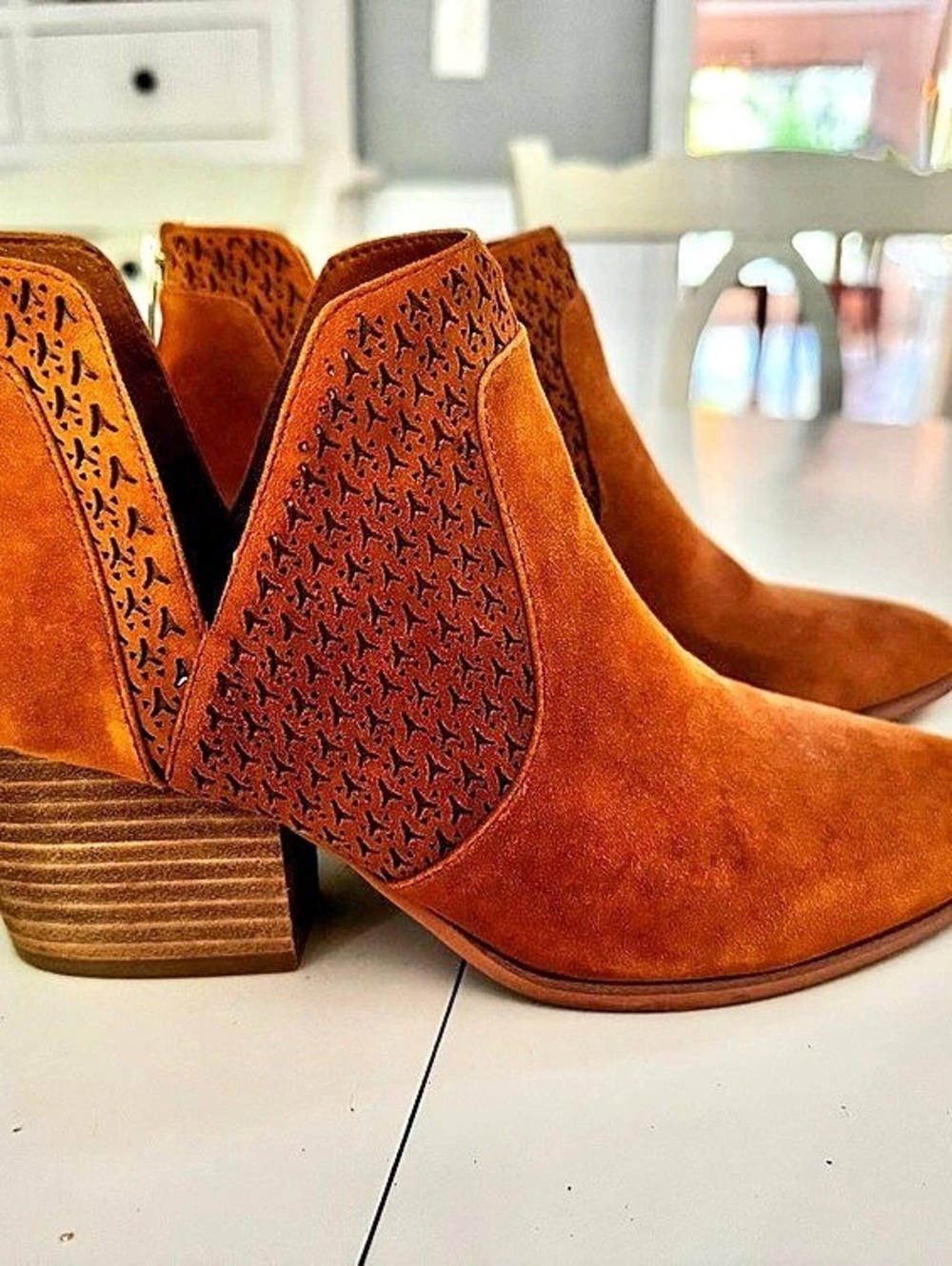 ✨ Vince Camuto "Norva" Suede Leather Heeled Ankle Booties ✨